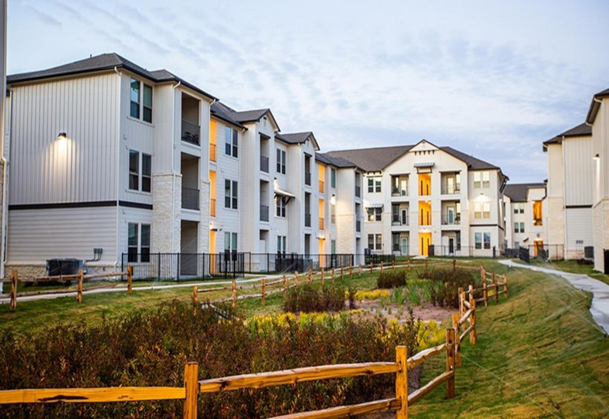 Flats Apartments By Barsala Манор Экстерьер фото
